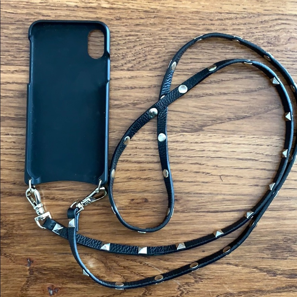 Bandolier iPhone XS black/gold case.